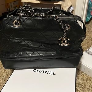 Chanel classic - FINAL PRICE-  NO OFFERS